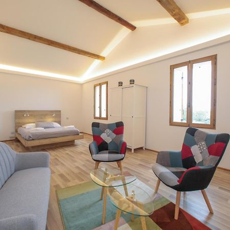 Nuits Salines Aigues-Mortes Luaran gambar